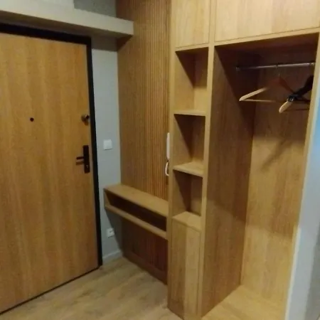 Fantastyczny Lotnisko Apartamento