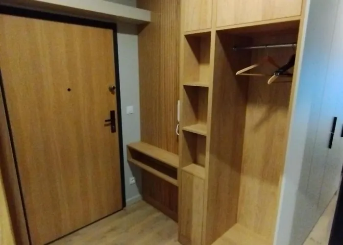 Fantastyczny Lotnisko Διαμέρισμα